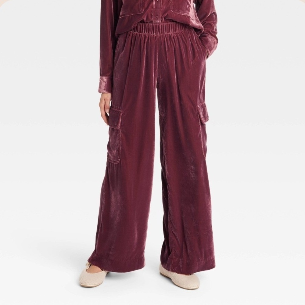 Velvet Cargo Pants Burgundy Wide Leg Elastic Waist Women's Small Athleisure Cozy